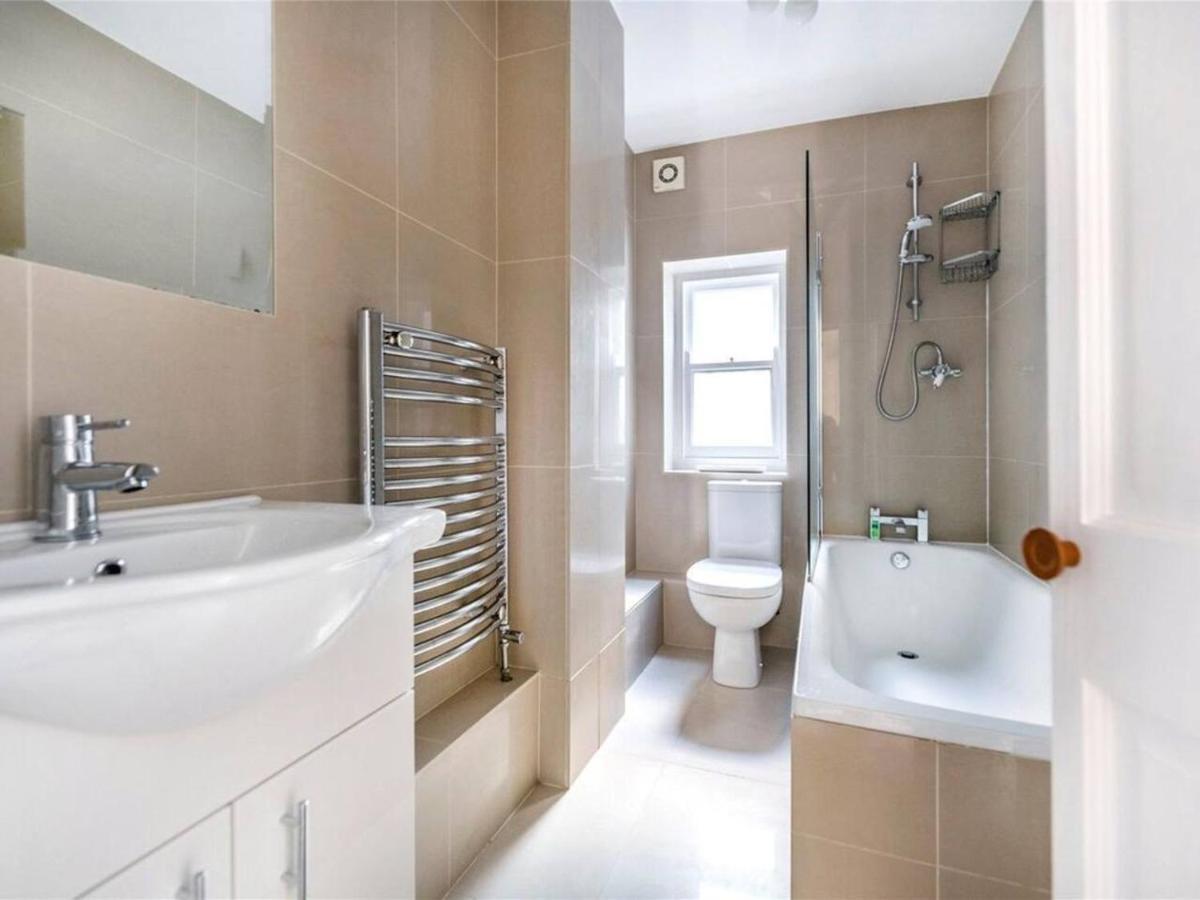 Luxury Fulham Flat With 5* Touches Nr River Thames 런던 외부 사진